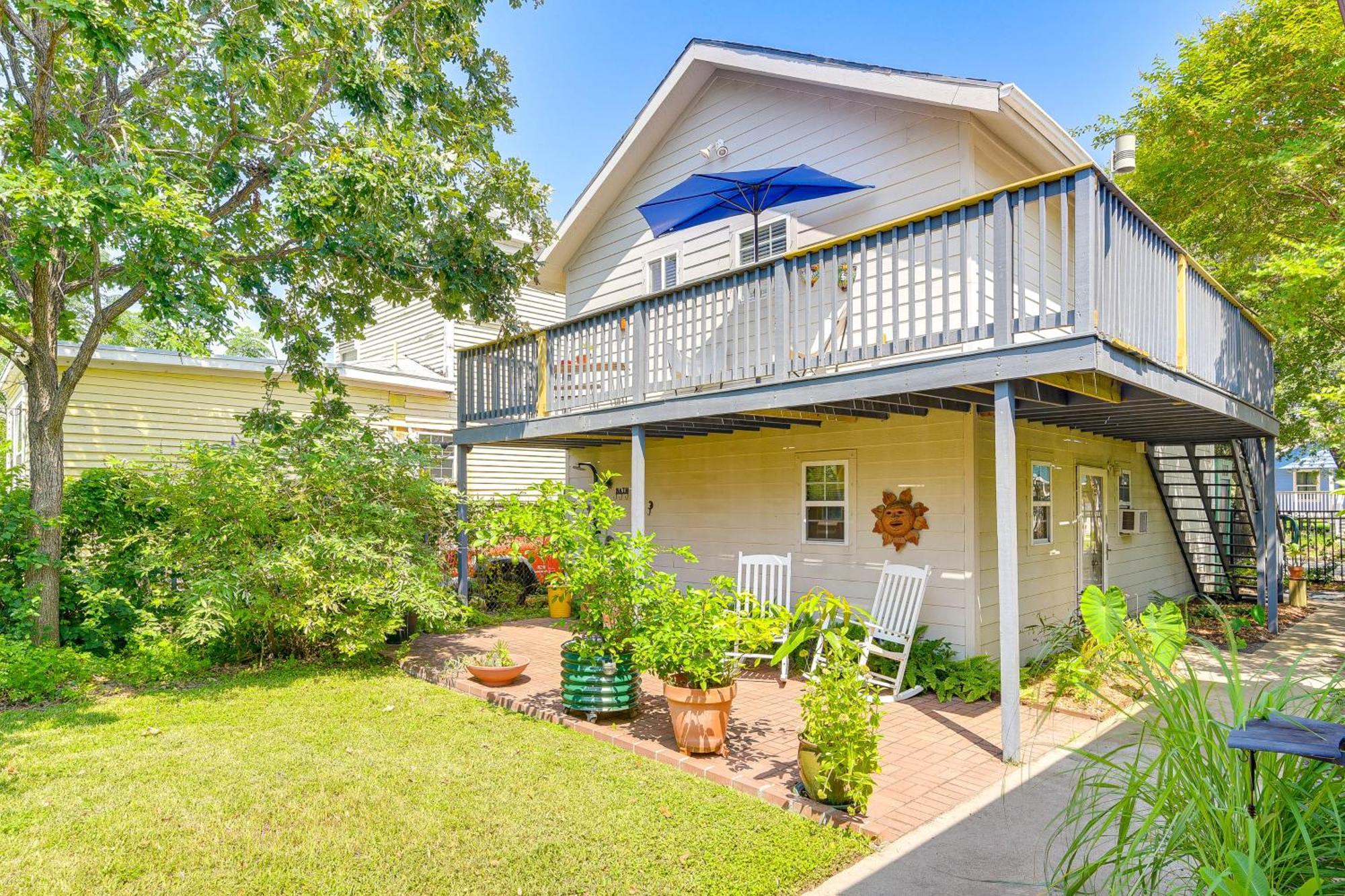 Cozy Galveston Apartment With Private Beach Pass! Zewnętrze zdjęcie